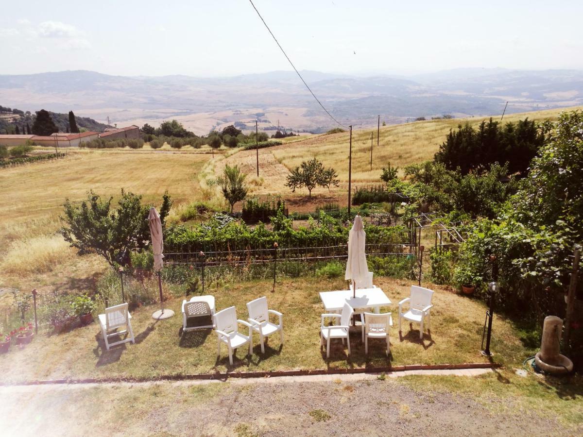 I Castagnini Apartment Montecatini Val di Cecina Bagian luar foto
