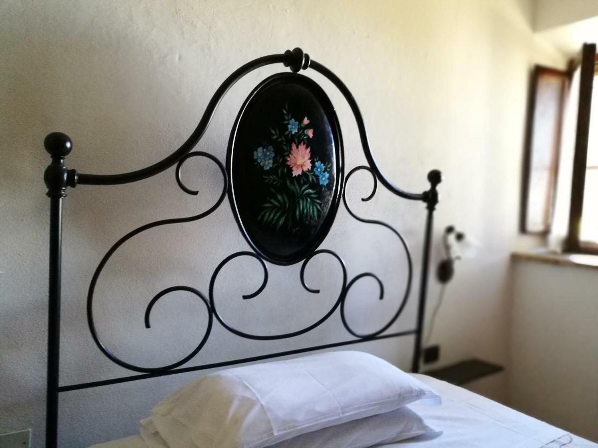 I Castagnini Apartment Montecatini Val di Cecina Bagian luar foto